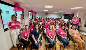 CSC realiza palestra sobre conscientização e prevenção ao câncer de mama para suas servidoras