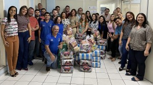 Centro de Serviços Compartilhados realiza entrega de alimentos para campanha Natal dos Ribeirinhos